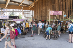 MiniMünchen-2024-Gaertnerei-c-G.-Pleynet-1030x687 Kinder arbeiten bei Mini-München in der Stadtgärtnerei.